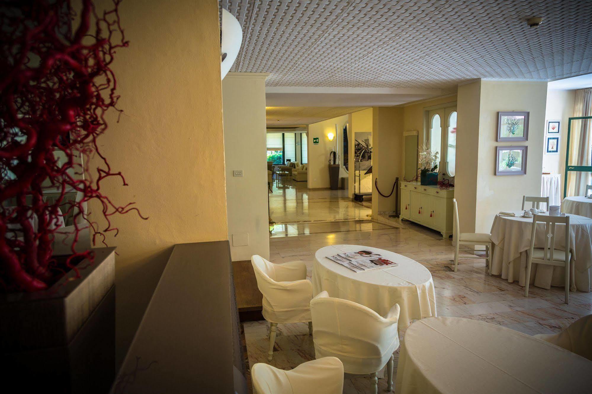 Hotel Michelangelo Морской Милан Экстерьер фото